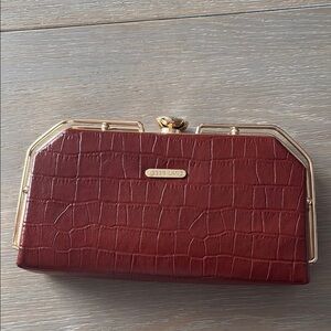 Leader Land  Leather Clutch